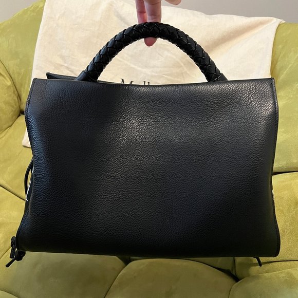 Mulberry Iris - Picture 4 of 12